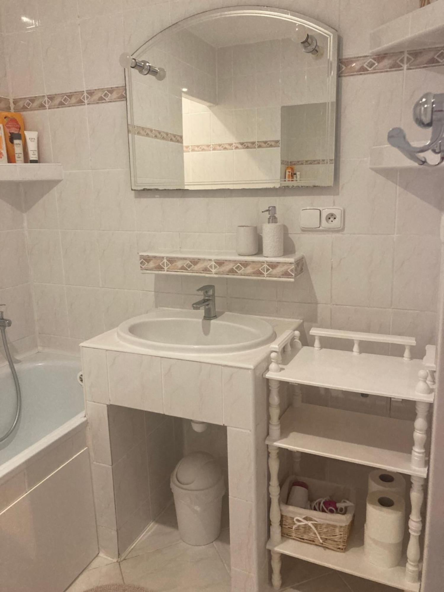 Utulny Apartman Blizko Centra Nagymihály Kültér fotó
